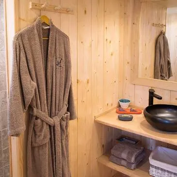 Weekend et Hébergement Insolite, département Dordogne Weekend et Hébergement Insolite, département Dordogne