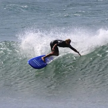 Initiation au Surf à Seignosse en région Aquitaine Initiation au Surf à Seignosse en région Aquitaine