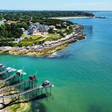 Baptême en Hélicoptère à Rochefort Baptême en Hélicoptère à Rochefort