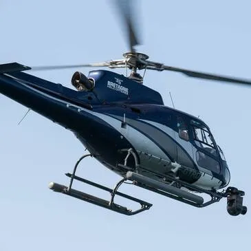 Baptême en Hélicoptère à Rochefort en région Poitou-Charentes Baptême en Hélicoptère à Rochefort en région Poitou-Charentes