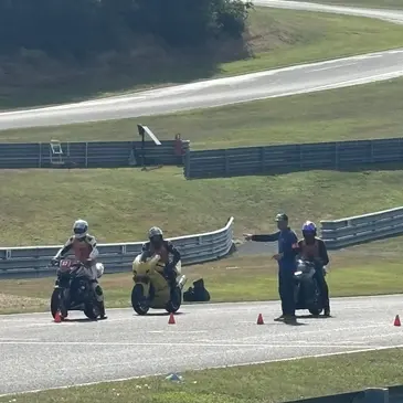 Circuit de Haute Saintonge, Charente maritime (17) - Stage de pilotage moto Circuit de Haute Saintonge, Charente maritime (17) - Stage de pilotage moto