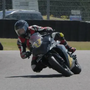Stage de pilotage moto proche Circuit de Haute Saintonge Stage de pilotage moto proche Circuit de Haute Saintonge
