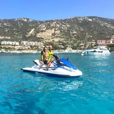 Randonnée en Jet Ski aux Iles Sanguinaires à Ajaccio Randonnée en Jet Ski aux Iles Sanguinaires à Ajaccio