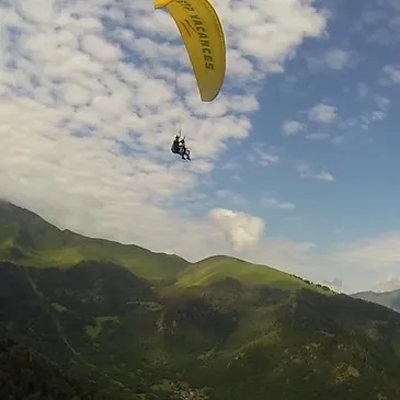 Baptême en parapente en région Midi-Pyrénées Baptême en parapente en région Midi-Pyrénées