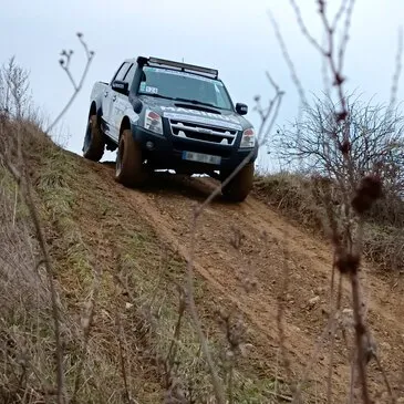 Réserver Stage de pilotage 4x4 en Ile-de-France Réserver Stage de pilotage 4x4 en Ile-de-France