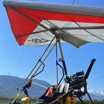 Initiation au Pilotage d'ULM Pendulaire - Massif de la Chartreuse Initiation au Pilotage d'ULM Pendulaire - Massif de la Chartreuse