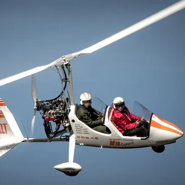 Initiation au Pilotage d'ULM Autogire - Massif de la Chartreuse Initiation au Pilotage d'ULM Autogire - Massif de la Chartreuse