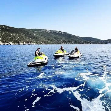 Réserver Jet ski Scooter des mers département Corse du Sud Réserver Jet ski Scooter des mers département Corse du Sud