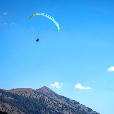 Baptême en parapente en région PACA et Corse Baptême en parapente en région PACA et Corse