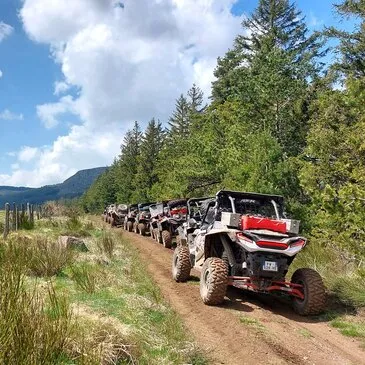 Randonnée en Buggy près de Clermont-Ferrand Randonnée en Buggy près de Clermont-Ferrand