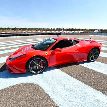Baptême en Ferrari 458 Speciale - Circuit de l'Anneau du Rhin Baptême en Ferrari 458 Speciale - Circuit de l'Anneau du Rhin