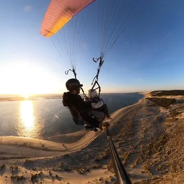 Baptême en Parapente à Arcachon - Dune du Pilat Baptême en Parapente à Arcachon - Dune du Pilat