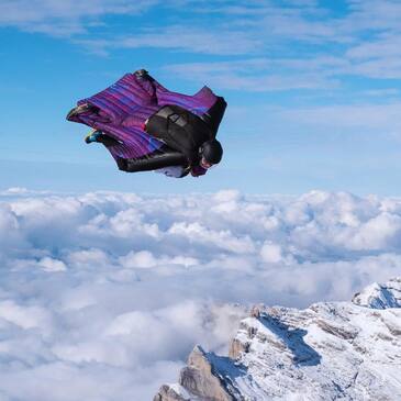Vol en Wingsuit Tandem à 5000m depuis un Hélicoptère - Mont-Blanc en région Rhône-Alpes