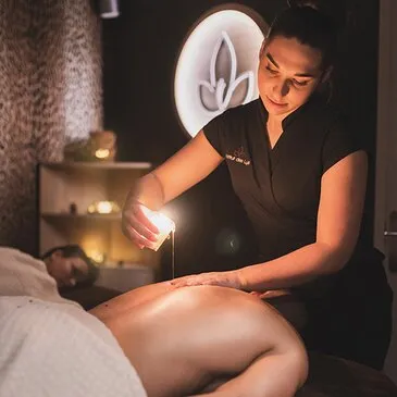 Massage à L'Institut des Lys à Annecy en région Rhône-Alpes Massage à L'Institut des Lys à Annecy en région Rhône-Alpes