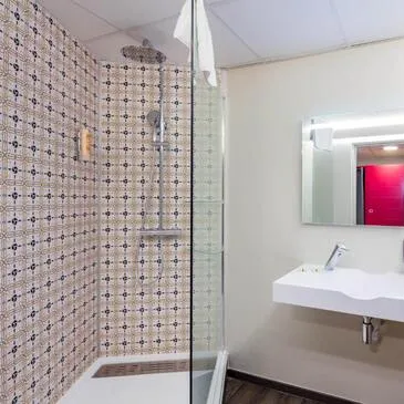 Week-end en amoureux au Domaine de L'Estérel à Saint-Raphaël en région PACA et Corse Week-end en amoureux au Domaine de L'Estérel à Saint-Raphaël en région PACA et Corse