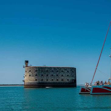 Sortie en Catamaran vers le Fort Boyard depuis La Rochelle