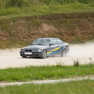 Circuit d'Orléans Sougy, Loiret (45) - Stage de Pilotage de Glisse Drift Circuit d'Orléans Sougy, Loiret (45) - Stage de Pilotage de Glisse Drift