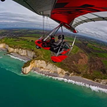 Baptême en ULM Pendulaire - Survol de la Côte d'Albâtre en région Normandie Baptême en ULM Pendulaire - Survol de la Côte d'Albâtre en région Normandie