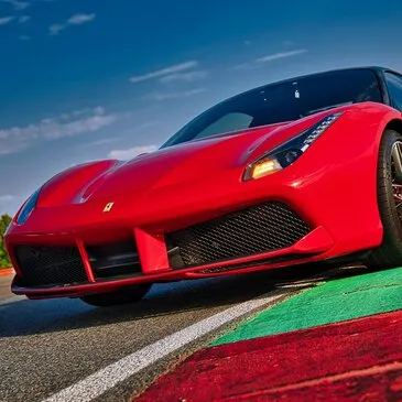 Stage de pilotage Ferrari en région Ile-de-France Stage de pilotage Ferrari en région Ile-de-France