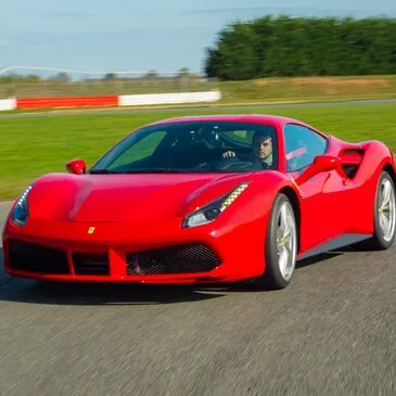 Stage de pilotage Ferrari proche Circuit de la Ferté Gaucher Stage de pilotage Ferrari proche Circuit de la Ferté Gaucher