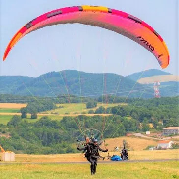Réserver Baptême de l'air paramoteur en Centre Réserver Baptême de l'air paramoteur en Centre