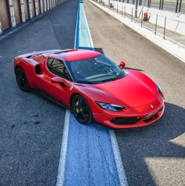 Baptême en Ferrari 296 GTB - Circuit de l'Anneau du Rhin Baptême en Ferrari 296 GTB - Circuit de l'Anneau du Rhin