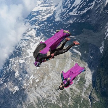 Vol en Wingsuit Tandem à 6000m depuis un Hélicoptère à Courchevel en région Rhône-Alpes