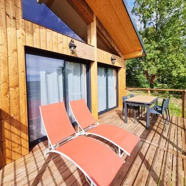 Nuit en Cabane sur Pilotis à Dole en région Franche-Comté Nuit en Cabane sur Pilotis à Dole en région Franche-Comté