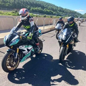 Stage de pilotage moto, département Gard Stage de pilotage moto, département Gard