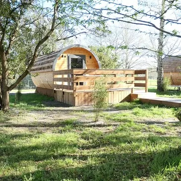 Nuit en Tonneau près de Soulac-sur-Mer Nuit en Tonneau près de Soulac-sur-Mer