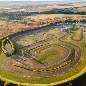 Stage Enfant en Lamborghini Gallardo près de Toulouse en région Midi-Pyrénées Stage Enfant en Lamborghini Gallardo près de Toulouse en région Midi-Pyrénées