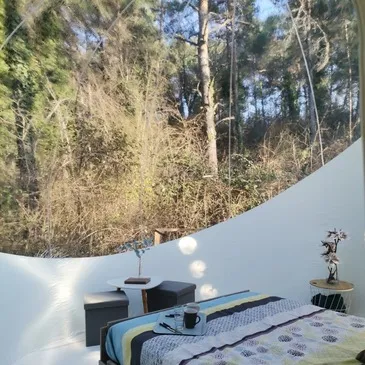 Weekend et Hébergement Insolite proche Beynes, à 25 min de Digne-les-Bains Weekend et Hébergement Insolite proche Beynes, à 25 min de Digne-les-Bains