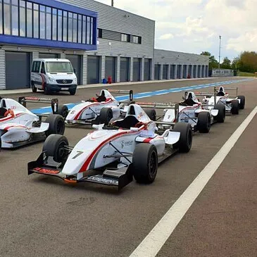 Stage de Pilotage Monoplace, département Catalogne Stage de Pilotage Monoplace, département Catalogne