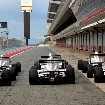 Stage Formule Renault et Baptême F1 - Circuit de Catalunya en région Espagne Stage Formule Renault et Baptême F1 - Circuit de Catalunya en région Espagne