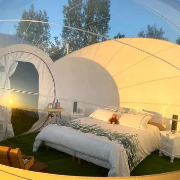 Nuit en Bulle avec Spa près de Vichy Nuit en Bulle avec Spa près de Vichy