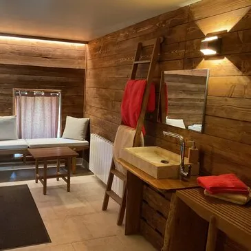 Cognat-Lyonne, à 20 min de Vichy, Allier (03) - Weekend et Hébergement Insolite Cognat-Lyonne, à 20 min de Vichy, Allier (03) - Weekend et Hébergement Insolite