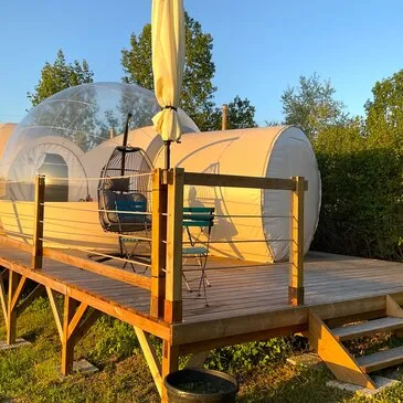 Nuit en Bulle avec Spa près de Vichy en région Auvergne Nuit en Bulle avec Spa près de Vichy en région Auvergne