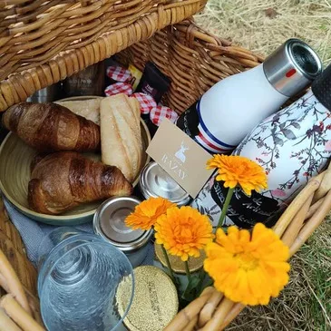 Weekend et Hébergement Insolite proche Céré-la-Ronde, à 15 min de Chenonceaux Weekend et Hébergement Insolite proche Céré-la-Ronde, à 15 min de Chenonceaux