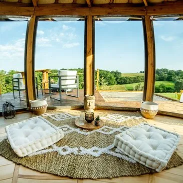 Nuit en Lodge près de Tarbes en région Midi-Pyrénées Nuit en Lodge près de Tarbes en région Midi-Pyrénées