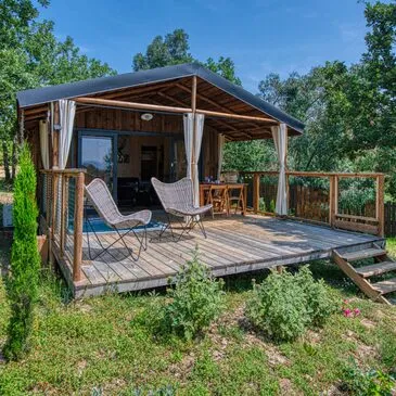 Cabane avec Spa Privatif près de Carcassonne Cabane avec Spa Privatif près de Carcassonne