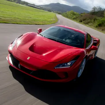 Baptême en Ferrari F8 Tributo - Circuit de l'Anneau du Rhin Baptême en Ferrari F8 Tributo - Circuit de l'Anneau du Rhin