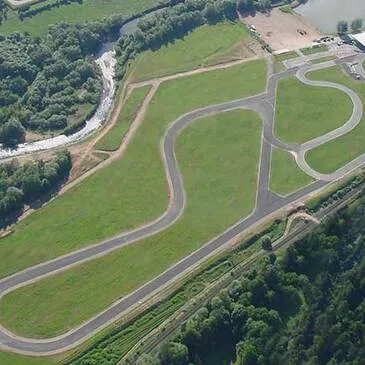 Stage en Ferrari F8 Tributo - Circuit de Saint-Dié-des-Vosges en région Lorraine