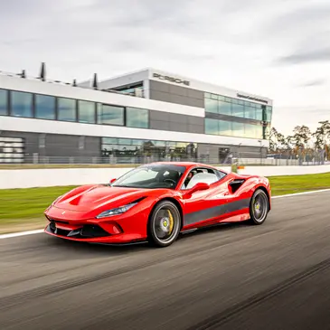 Baptême en Ferrari F8 Tributo - Circuit de Saint-Dié-des-Vosges Baptême en Ferrari F8 Tributo - Circuit de Saint-Dié-des-Vosges