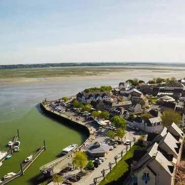 Aérodrome d'Abbeville-Buigny, Somme (80) - Baptême de l'air hélicoptère Aérodrome d'Abbeville-Buigny, Somme (80) - Baptême de l'air hélicoptère