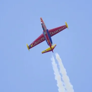 Initiation au Pilotage d'Avion de Chasse Fouga Magister à Paris Initiation au Pilotage d'Avion de Chasse Fouga Magister à Paris