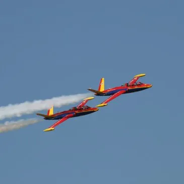 Vol avion de chasse proche Aérodrome de Melun-Villaroche, à 1h de Paris Vol avion de chasse proche Aérodrome de Melun-Villaroche, à 1h de Paris