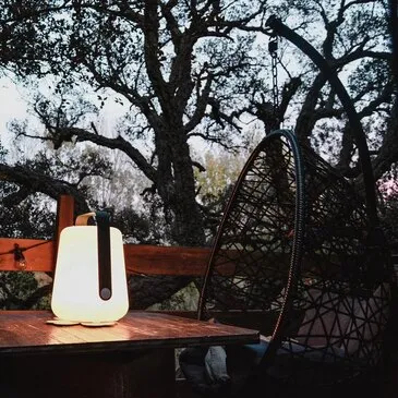 Nuit en Pyramide de Verre près de Perpignan en région Languedoc-Roussillon Nuit en Pyramide de Verre près de Perpignan en région Languedoc-Roussillon