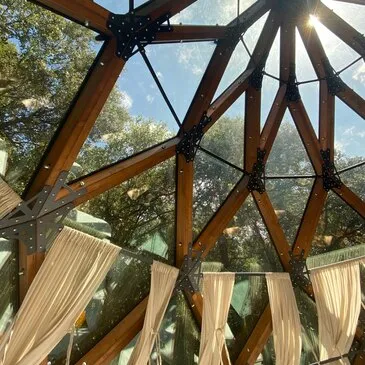 Nuit en Dôme de Verre Près de Perpignan Nuit en Dôme de Verre Près de Perpignan