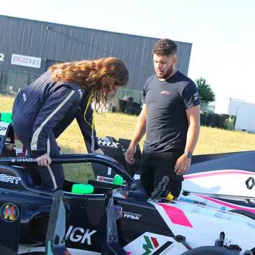 Vienne (86) Poitou-Charentes - Stage de Pilotage Vienne (86) Poitou-Charentes - Stage de Pilotage