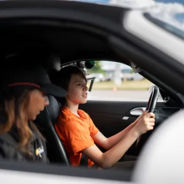 Stage de Pilotage pour Enfant proche Bourg-Achard, à 45 min d'Evreux Stage de Pilotage pour Enfant proche Bourg-Achard, à 45 min d'Evreux